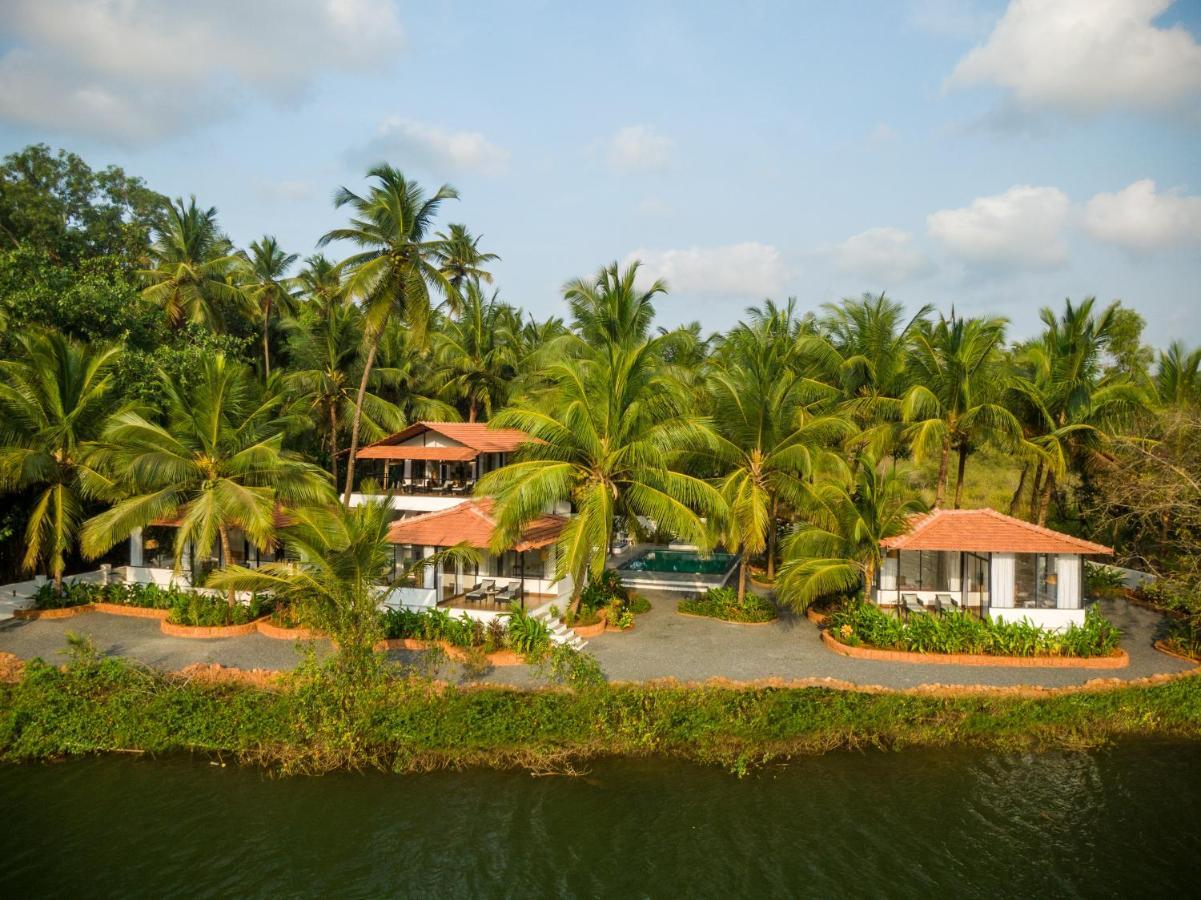 Pont Bleu Suites Riverside & Pool Canacona Eksteriør bilde