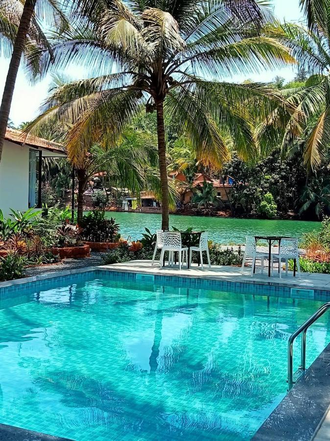 Pont Bleu Suites Riverside & Pool Canacona Eksteriør bilde