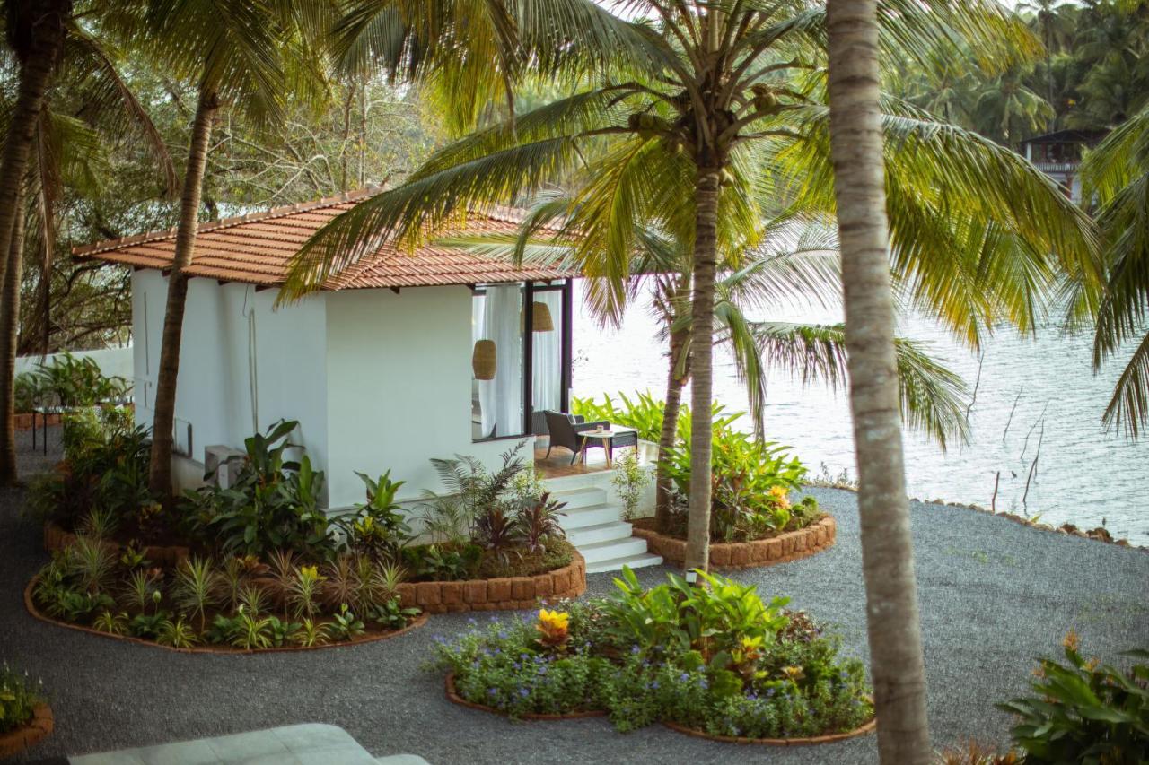 Pont Bleu Suites Riverside & Pool Canacona Eksteriør bilde