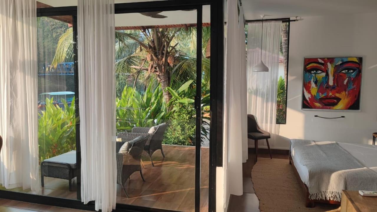 Pont Bleu Suites Riverside & Pool Canacona Eksteriør bilde